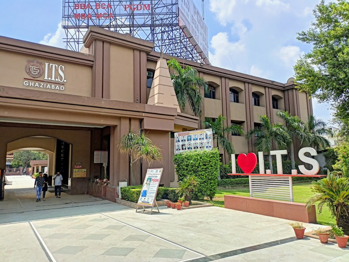 I.T.S. School of Management