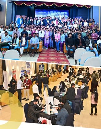 An exhibition hall full of students, parents, and counsellors.